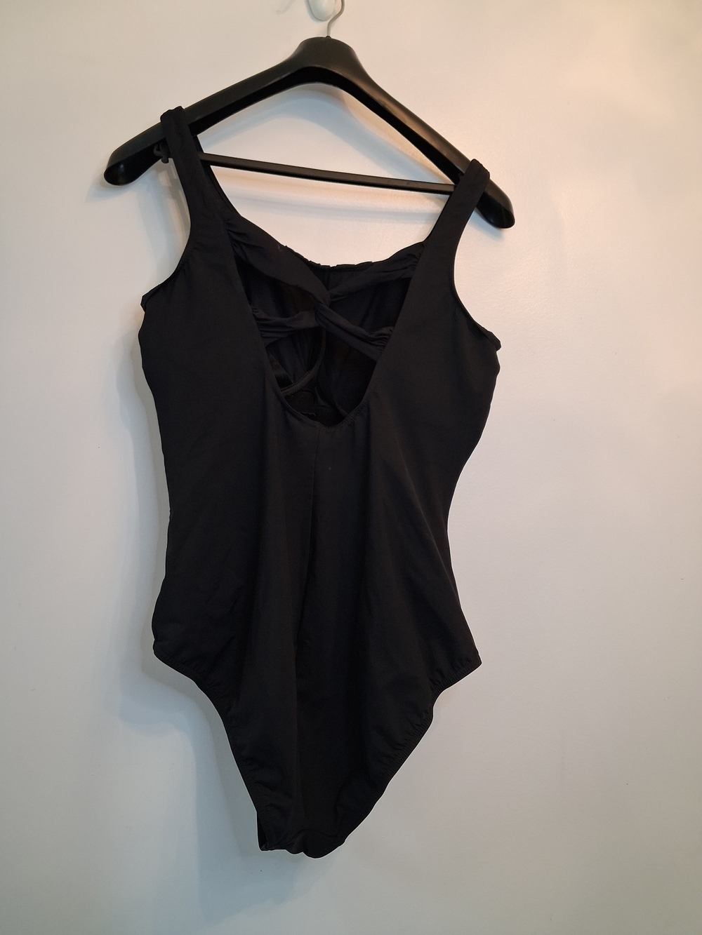 Lands' End Black Ruched One-Piece Swimsuit - Picture 3 of 6